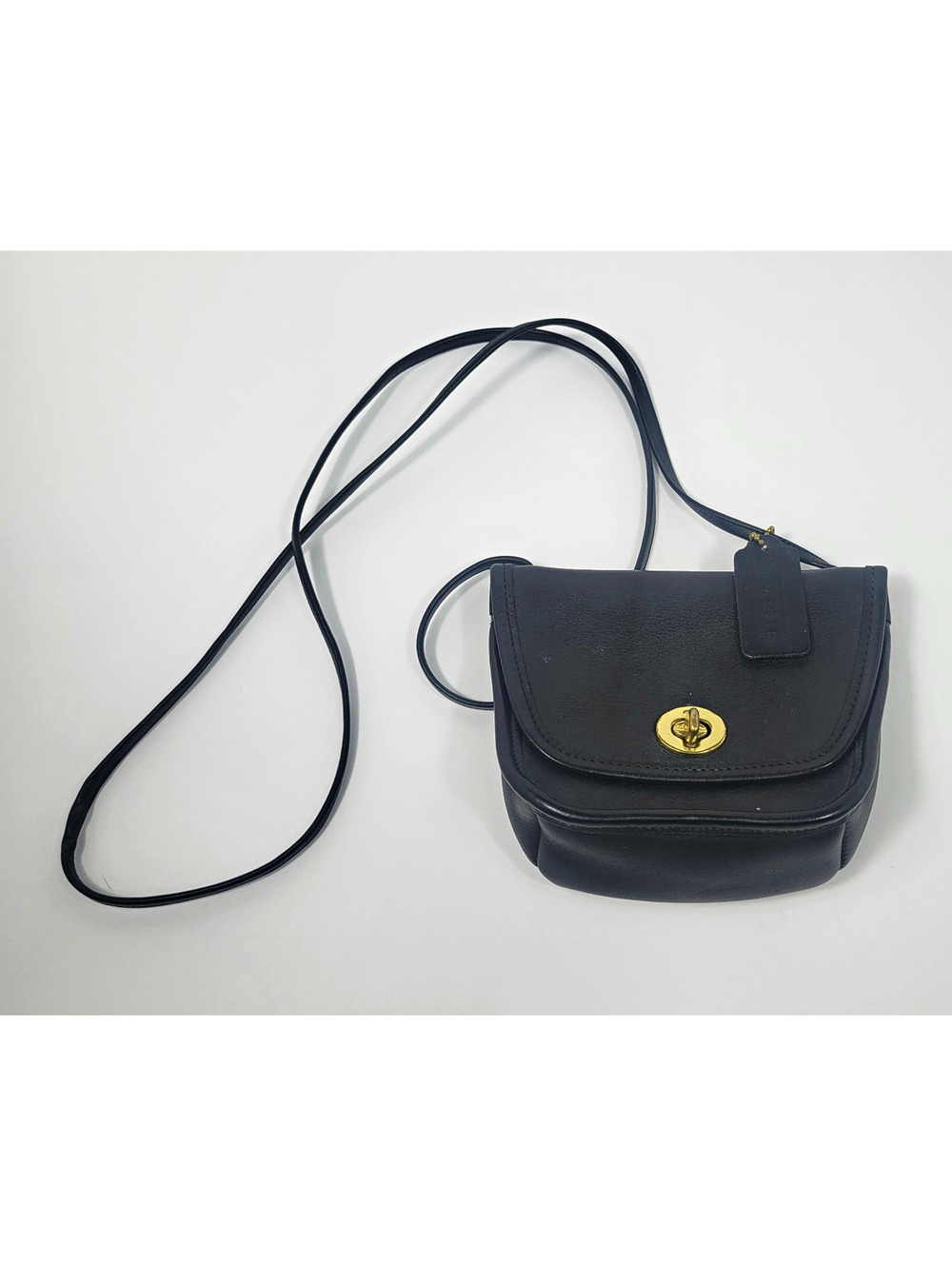 Vintage Coach 0295-345 Black Leather Mini Crossbody Bag Turnlock Brass USA